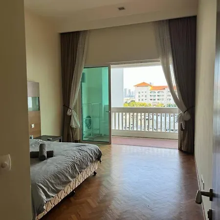 2Beds Seaview Waterfront Straits Quay W/Free Carpark And Bathub Apartment Tanjung Tokong Exterior photo