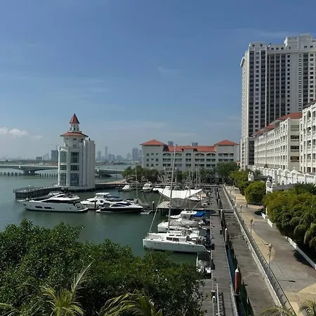 2Beds Seaview Waterfront Straits Quay W/Free Carpark And Bathub Apartment Tanjung Tokong Exterior photo
