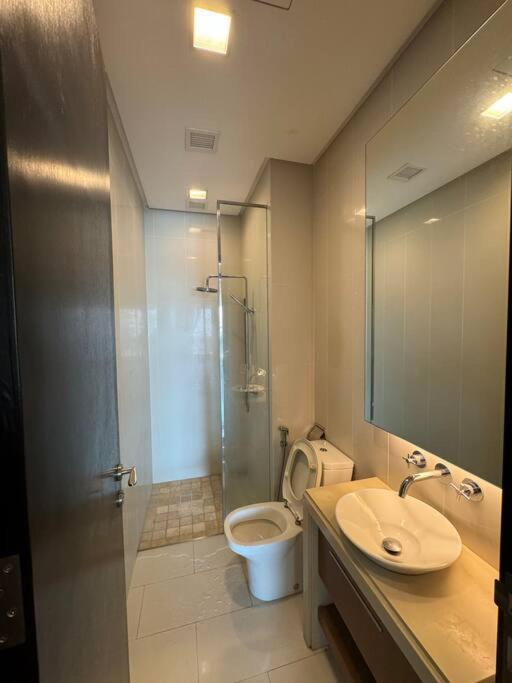 Apartment 2beds Seaview Waterfront Straits Quay W/free Carpark And Bathub *