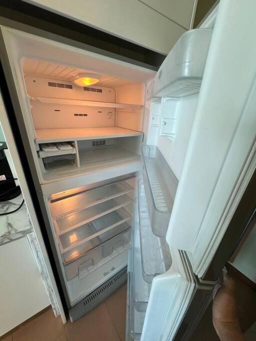 2beds Seaview Waterfront Straits Quay W/free Carpark And Bathub Tanjung Tokong