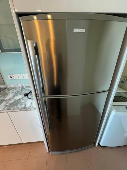 2beds Seaview Waterfront Straits Quay W/free Carpark And Bathub Tanjung Tokong